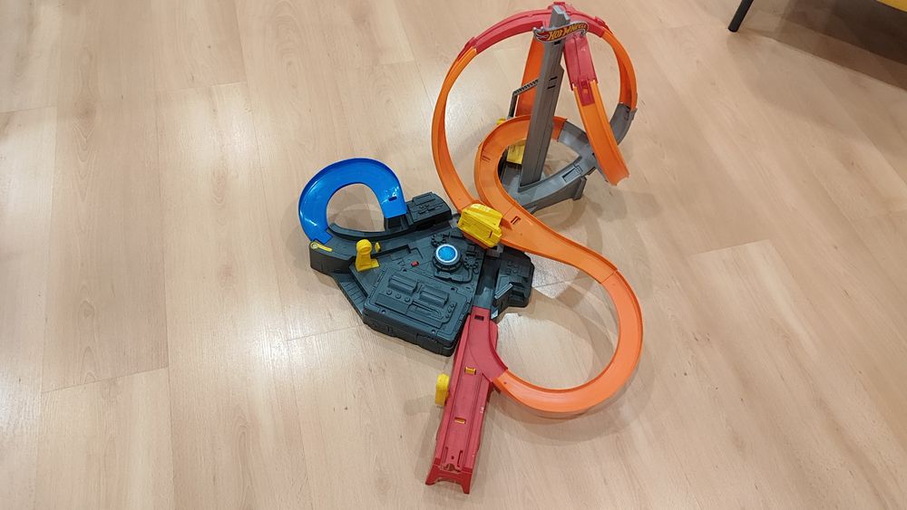 Pista de carros hot wheels