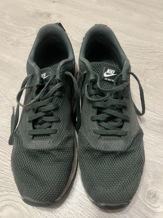 Nike Air Max Tavas чоловічі кросівки