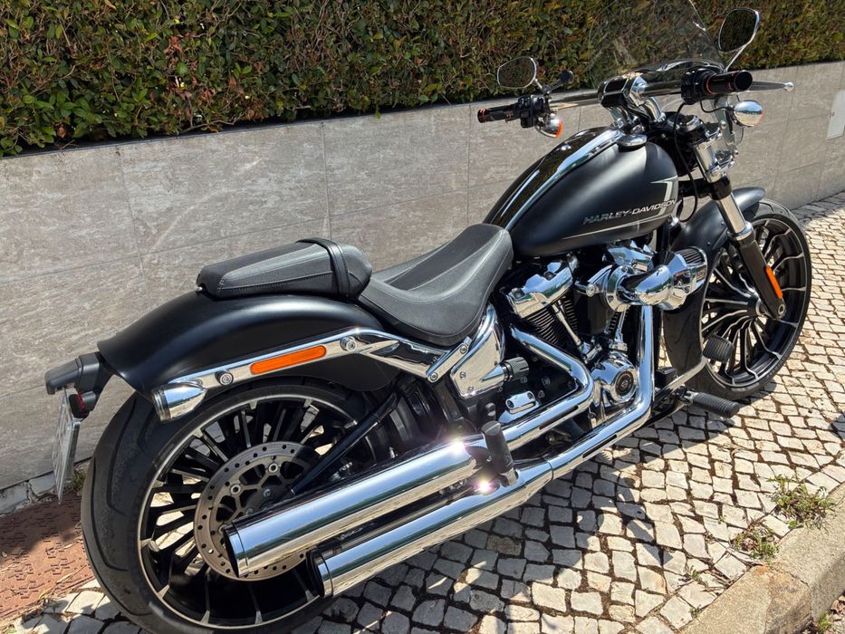 Harley Davidson FXBR Breakout 117, 2023, 25000kms