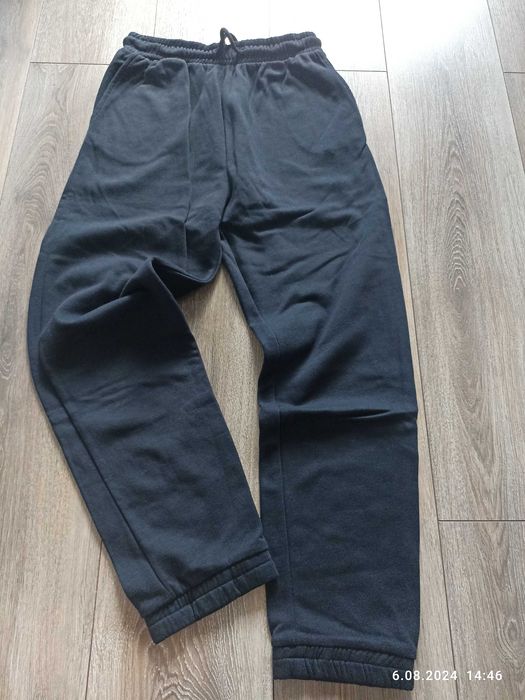 Spodnie dresowe damskie czarne xs