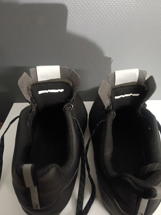 Sapatos de ciclismo com atacadores SPD Triban GRVL 500 preto.