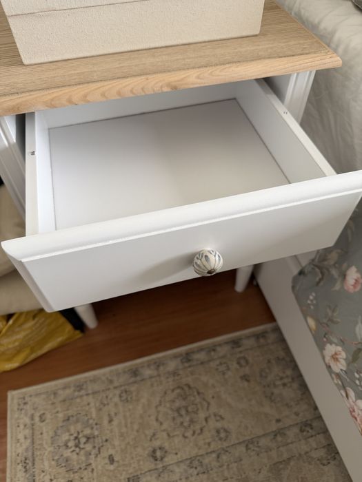 Vendo 2 Mesas de Cabeceira, Hôma, como novas