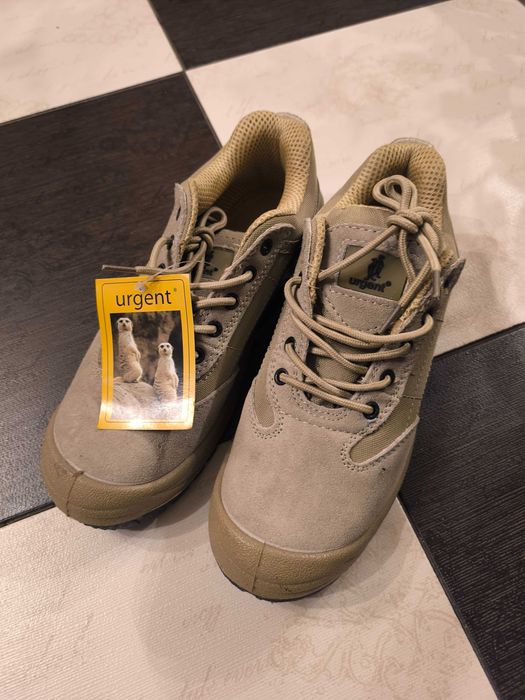 Продам чоловіче спец взуття,літне ,з захищеним носком