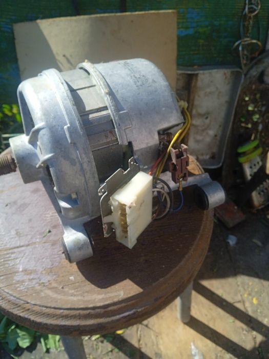 Запчастина до пральної машини