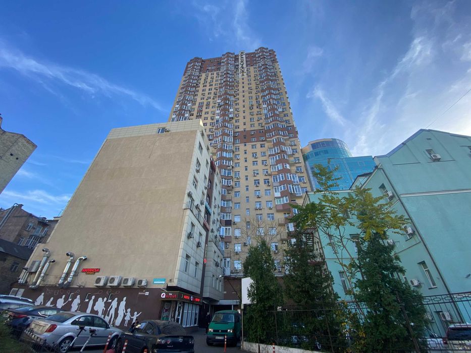 ЖК ELEGANT Жилянська 118, діючий міні-отель, світло 24/7 Окупність 10р