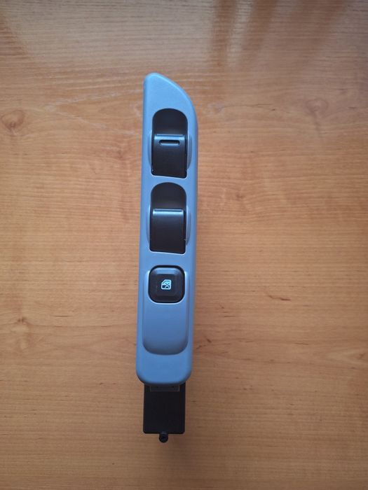 Interruptor botões Vidros Mitsubishi Canter / Fuso