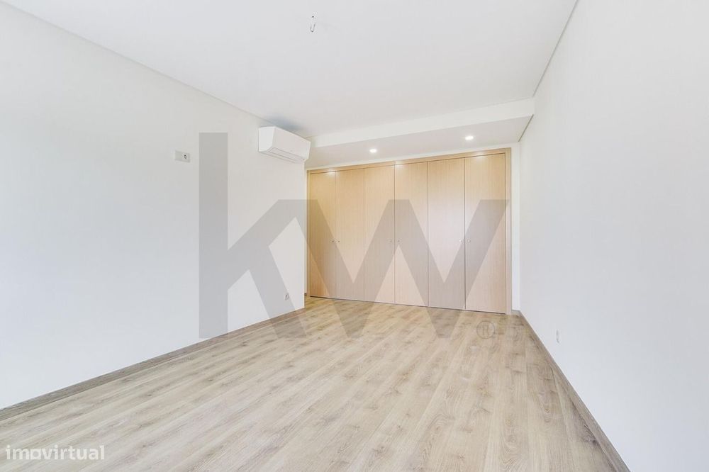 Apartamento T3 Novo nas Laranjeiras em Lisboa | Premium, Metro e Acess