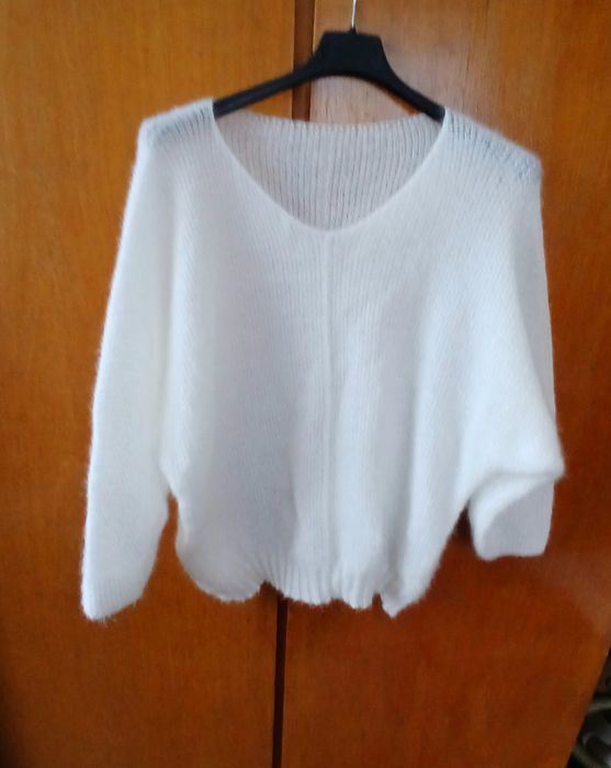 Nowy sweter  biały Made in Iitaly