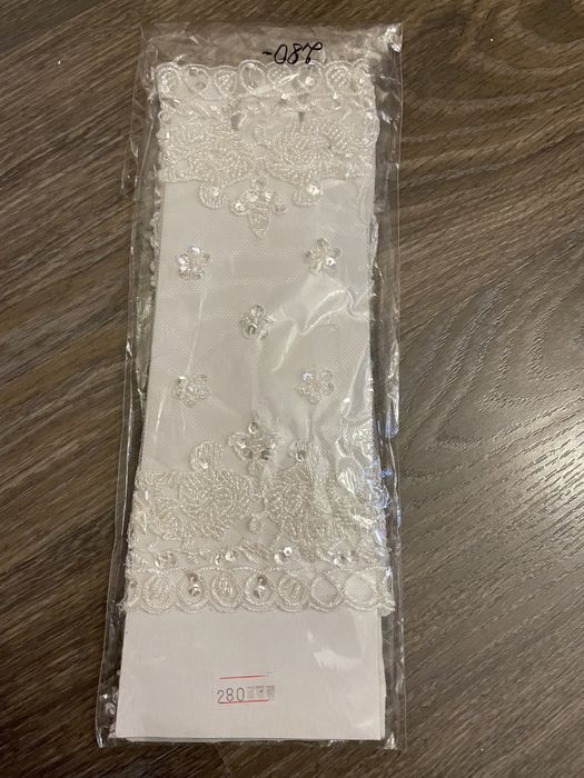 Весільні рукавички