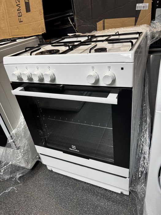 газова плита EKK6050AOW Electrolux
