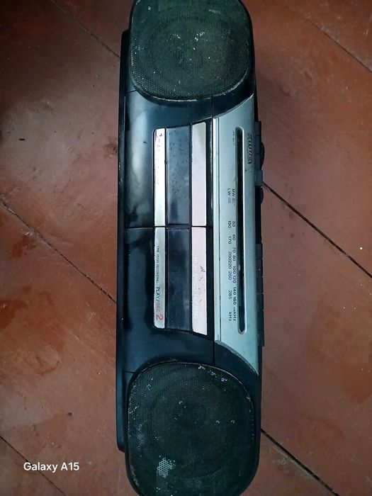 Продам магнітолу Aiwa