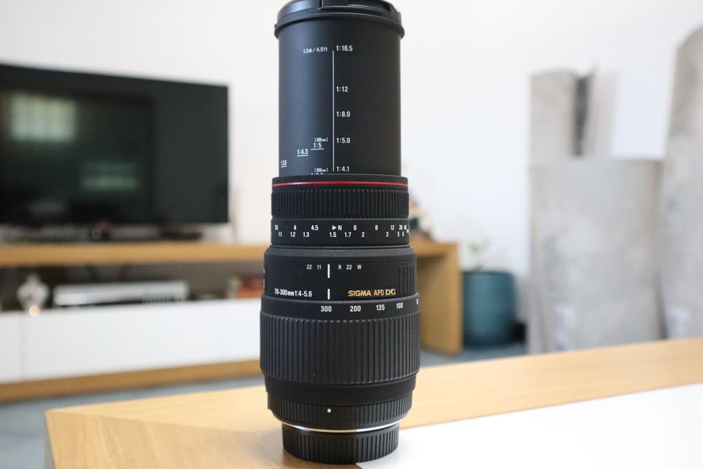 Sigma 70-300mm F/4-5.6 APO DG Macro - Nikon AF