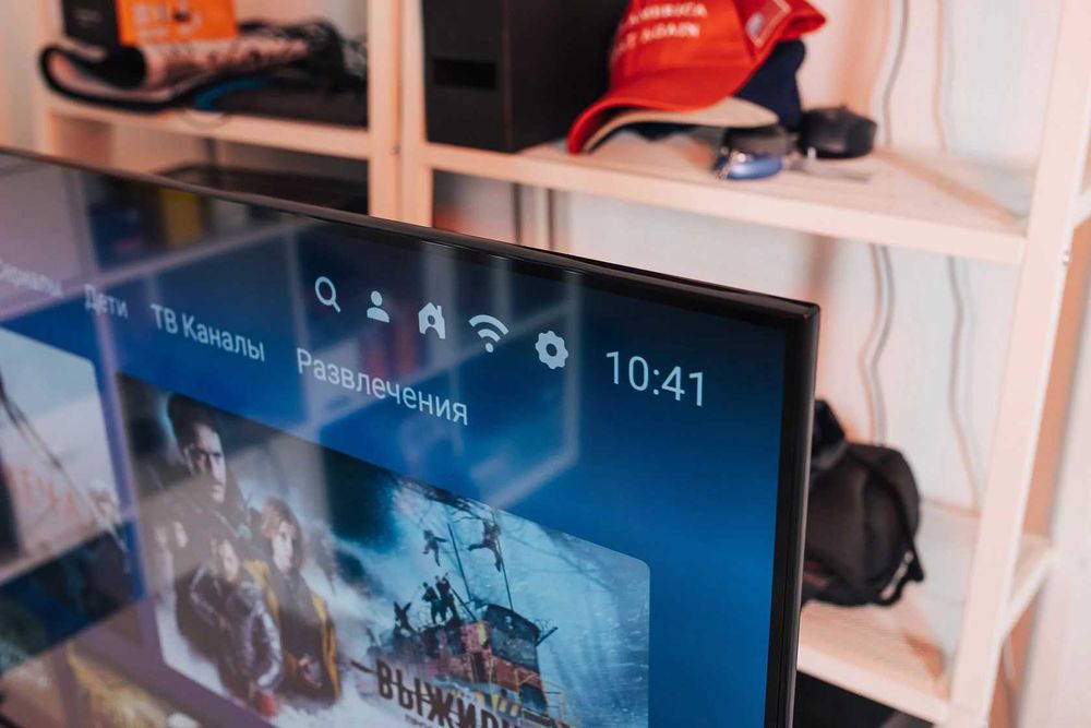 Телевізор Xiaomi Mi TV P1 50" (4K, Android TV)