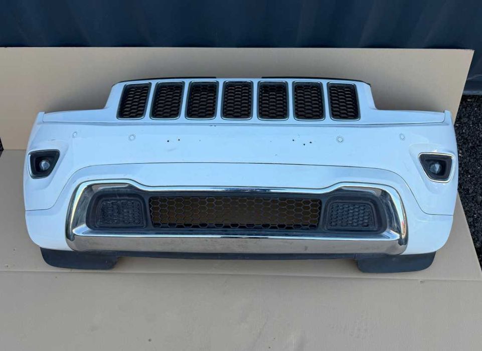 Jeep Grand Cherokee WK2 2013 - 2022 Бампер передній Дорестайл