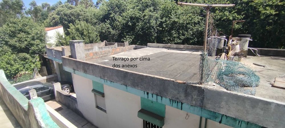 moradia bifamiliar