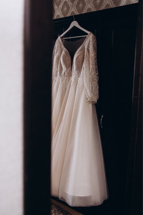 Весільна сукня 50-52 розміру