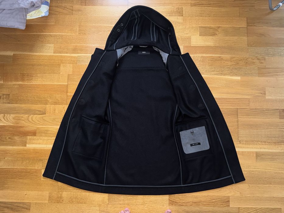 Hugo Boss пальто из шерсти