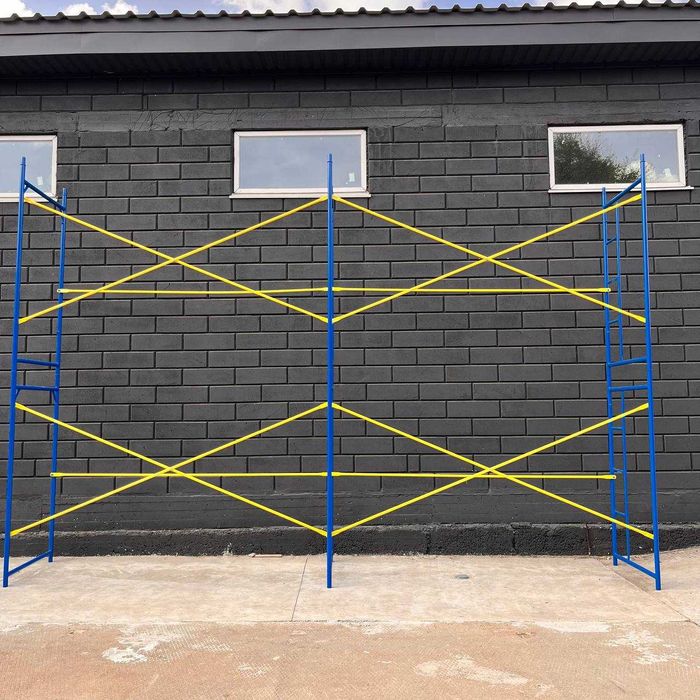 Вишки тури (вышка тура), подмости, строительные леса (риштування)