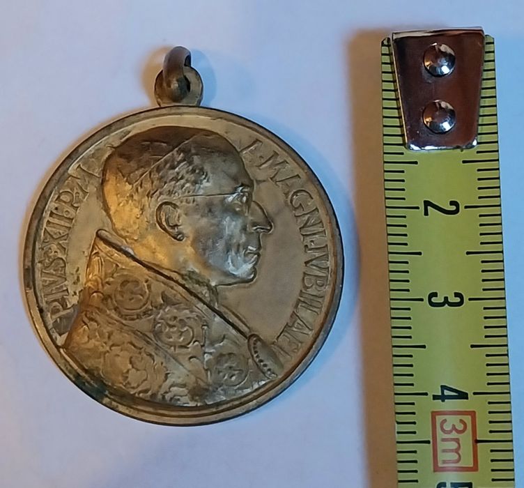 Medalha religiosa antiga Pio Xll