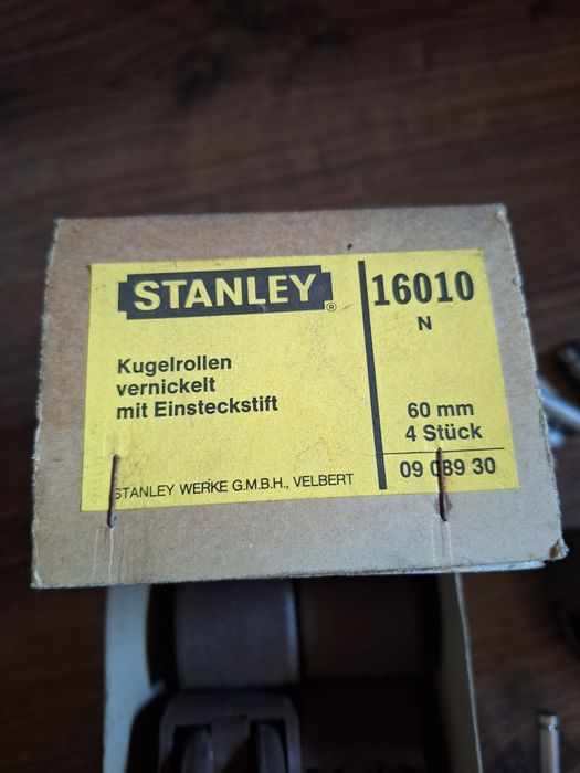 Zestaw kółek do wkręcania