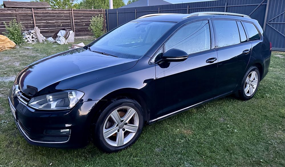 Продам Volkswagen Golf 7 2.0 TDI Allstar 2016 року.