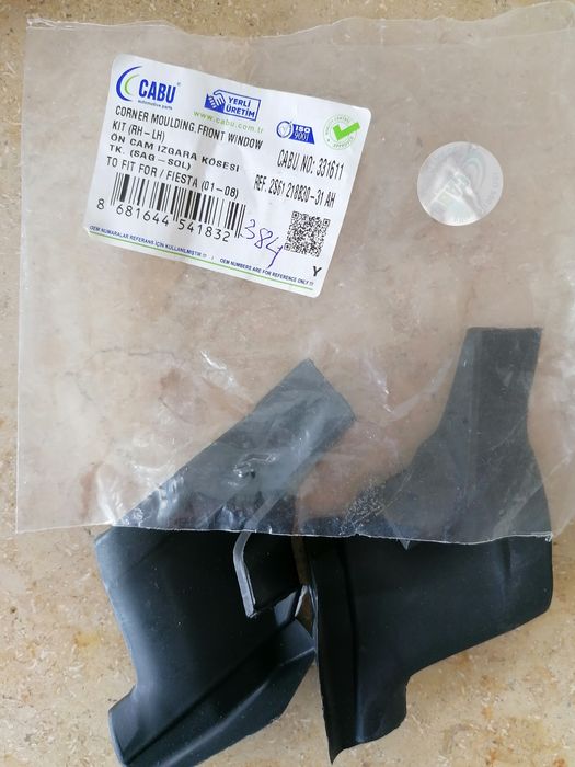 Кутник для лобового скла Ford Fiesta ЛІВИЙ