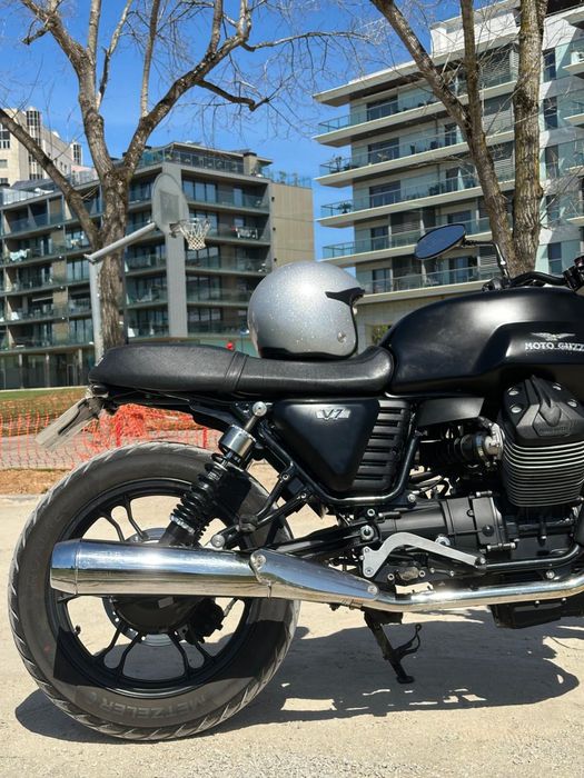 Moto Guzzi V7 Stone II 750CC