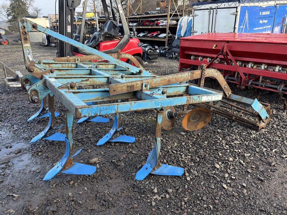 Стерньовий культиватор 3м Lemken Smaragd  7 лап