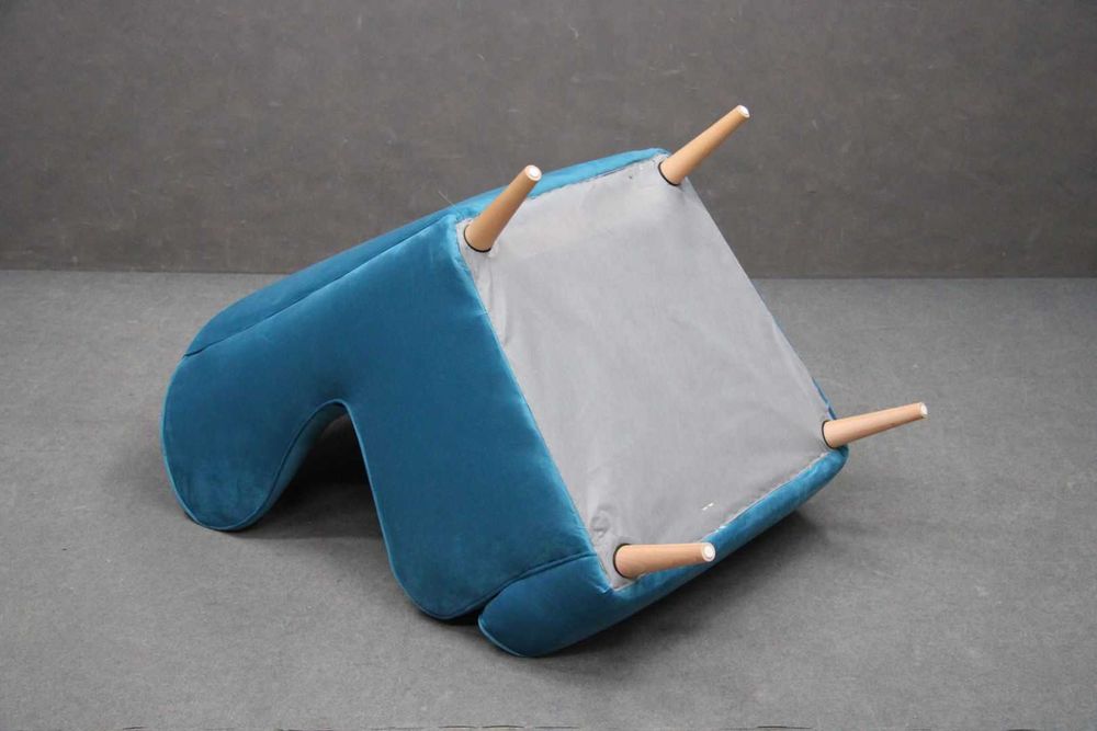 Fotel tapicerowany Uszak Moli błękitny drewniany BGM24.pl B 6318 -24%