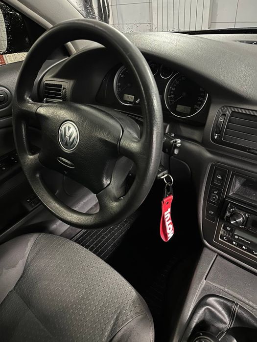 Volkswagen passat b 5+