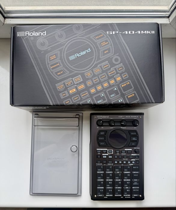 Семплер Roland SP-404 MK2