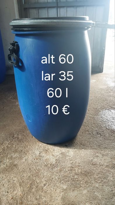 Bidões de plástico