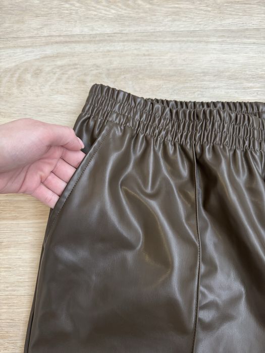Брюки з еко шкіри