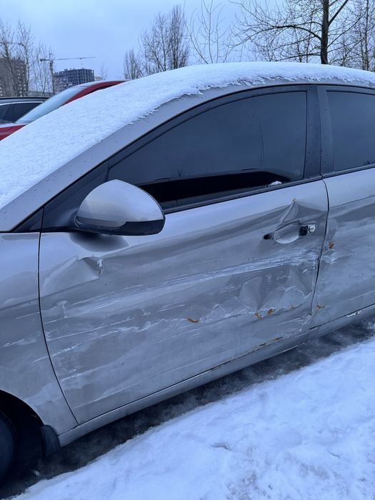 Продам авто америка Hyundai Elantra 2019 AD 2.0 газ/бензин после ДТП