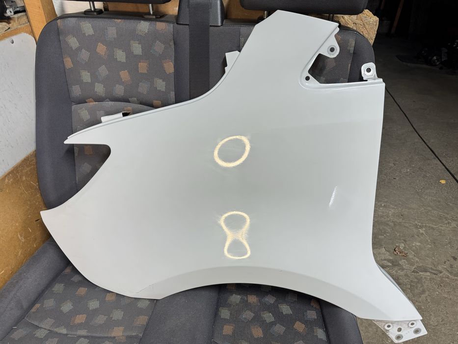 Крило ліве Mercedes Sprinter 907 910