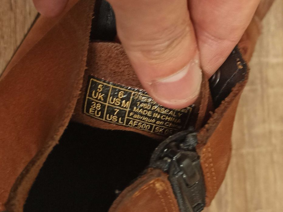 Dr Martens Martensy damskie buty skórzane 38 EU US 7