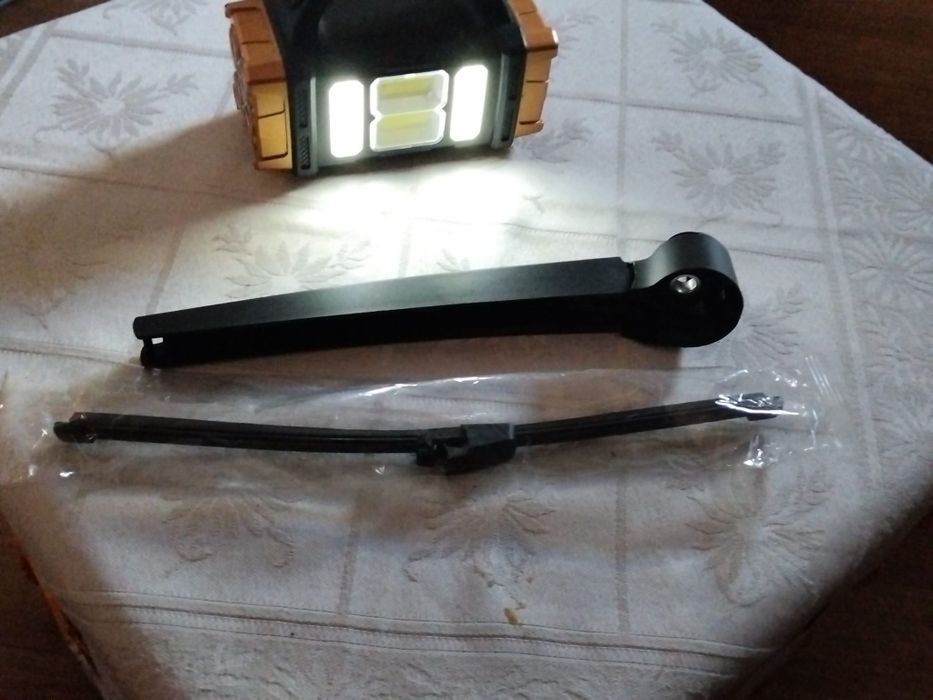 Escova traseira SEAT Ibiza 6J nova
