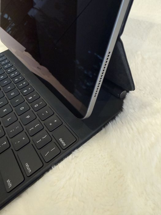 Magic Keyboard do iPad Pro 12.9” – czarny