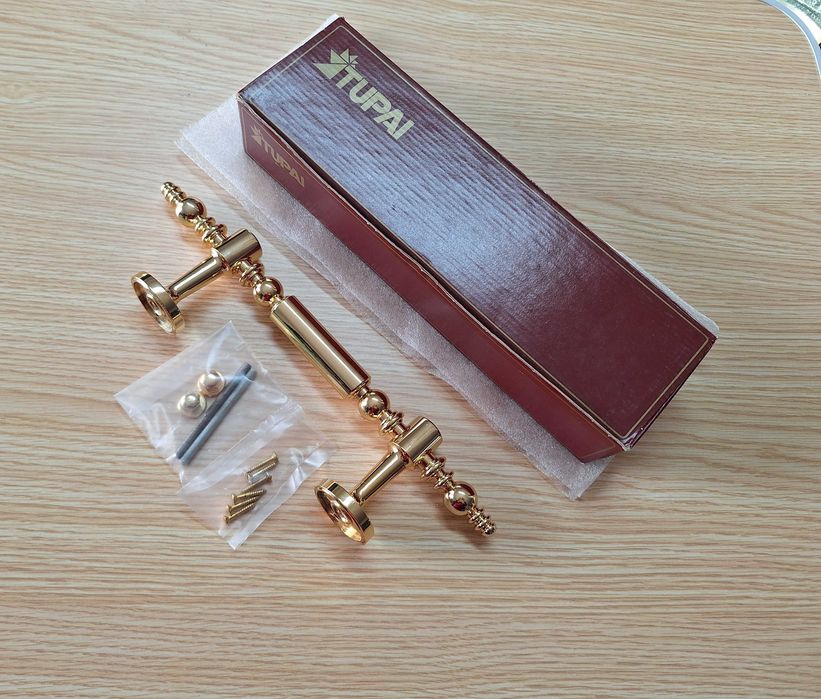 Puxador/Asa para porta- Marca TUPAI - Novo