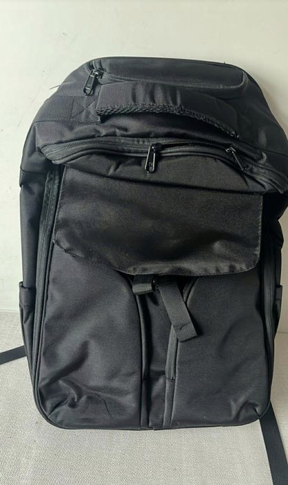 PYHODI 30L Plecak czarny z wysuwaną rączką na kółkach