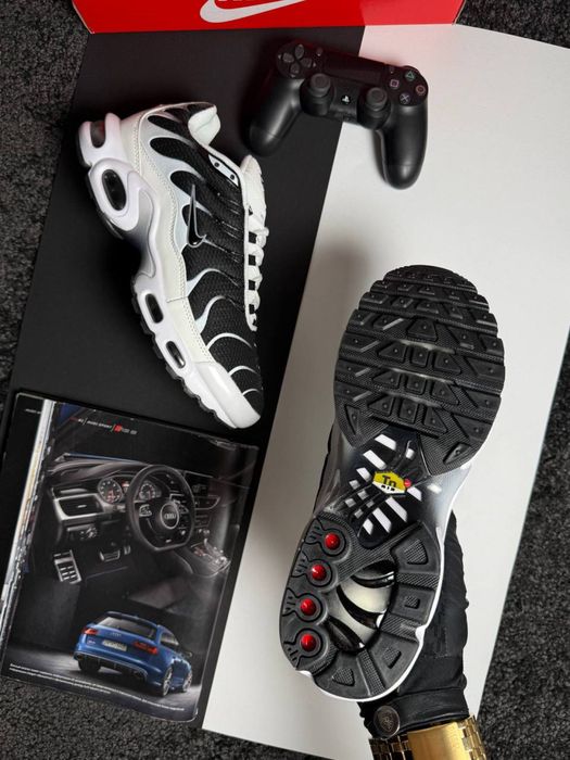 Мужские кроссовки найк аир макс Nike Air Max Plus Tn White Black [41-46]