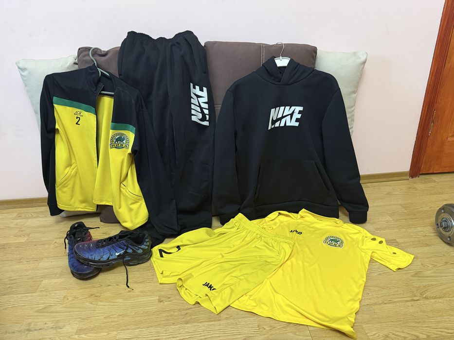брендовий одяг дуже багато на вибір