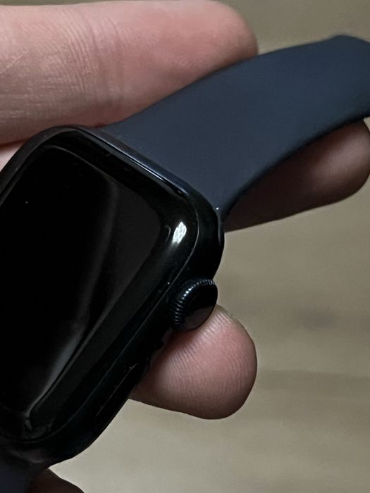 Продам Apple watch 7 41mm майже нові