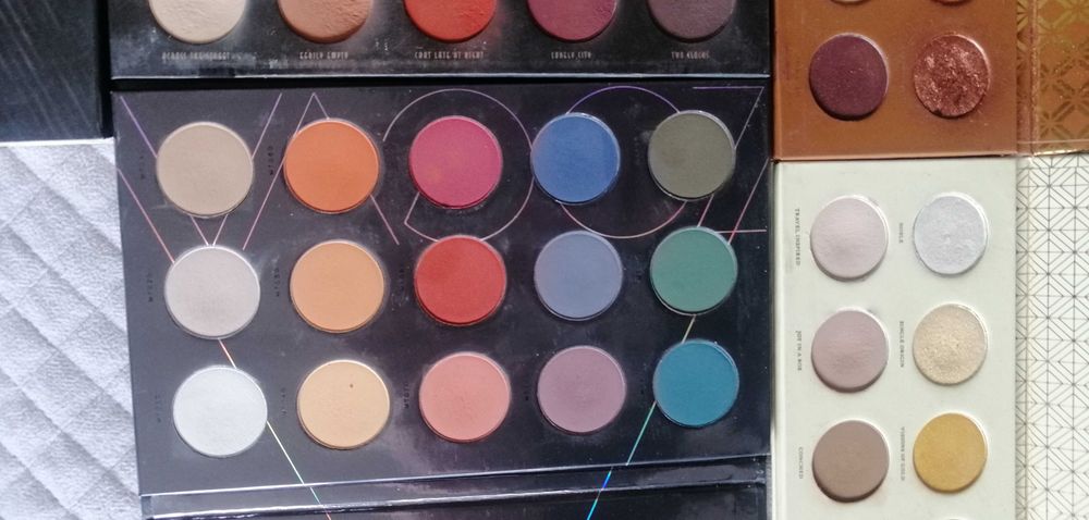 ZOEVA 4 palety cieni, Caramel melange,Blanc fusion,matte,matte Spectre