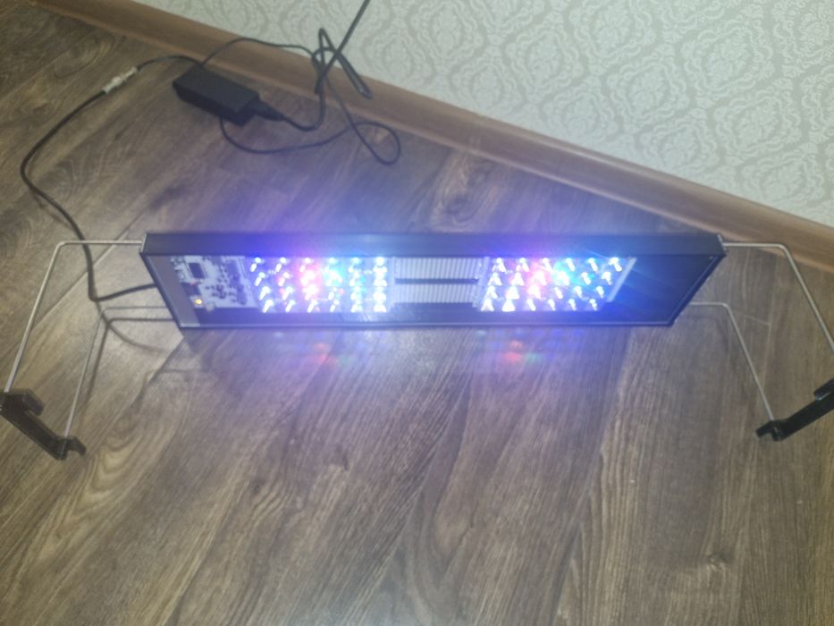 Светильник Rival Aqua
Marine 60 PRO WF
Аквариум Aquael 54 литра
600 х