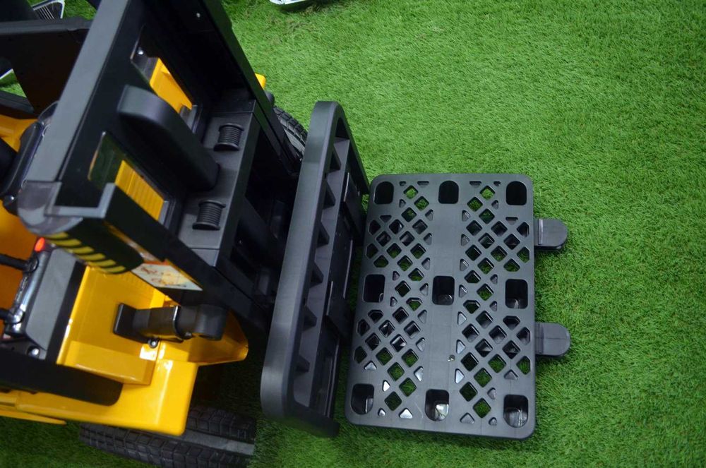 WÓZEK WIDŁOWY JCB Ciągnik Elektryczny Auto Akumulator Paleciak DZIECI