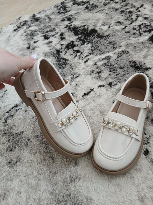 Туфлі для дівчинки