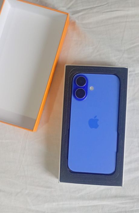 iPhone 16 128 GB