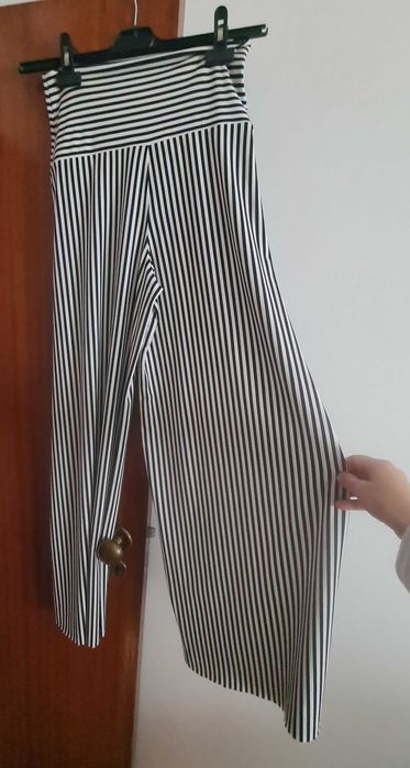Calças pantalonas Benetton muito elegantes - COMO NOVAS