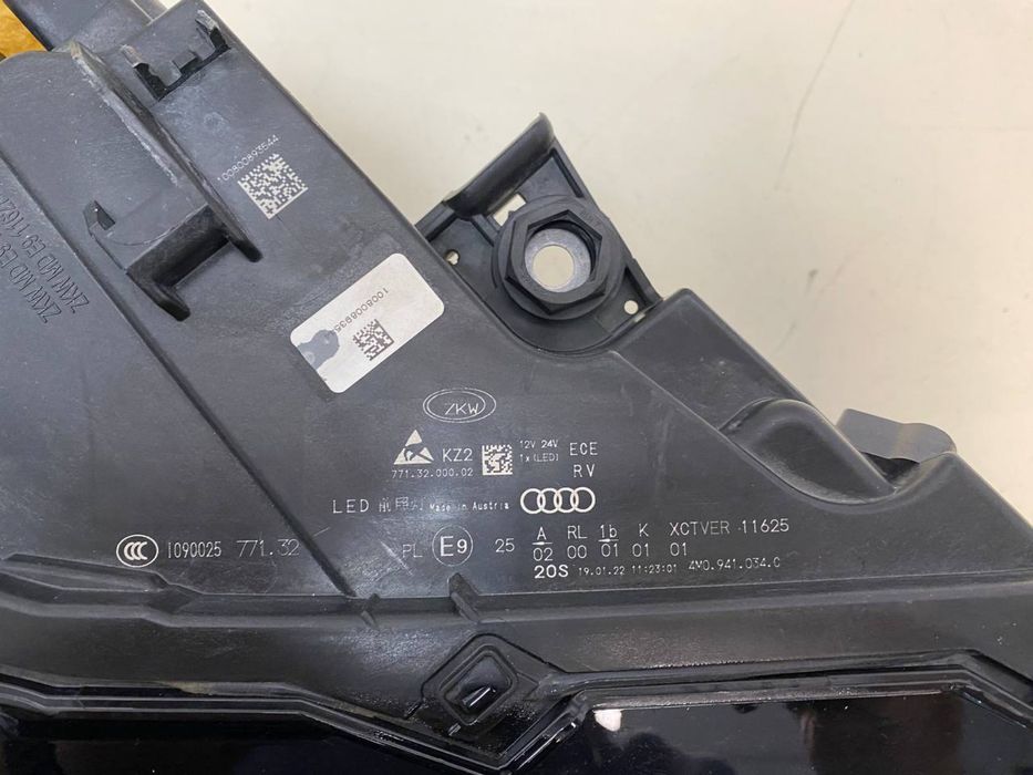 Audi Q7 4M до рестайлінгу фари Full LED пара ZKW Austria Ауди лед full led оригинал trade in
